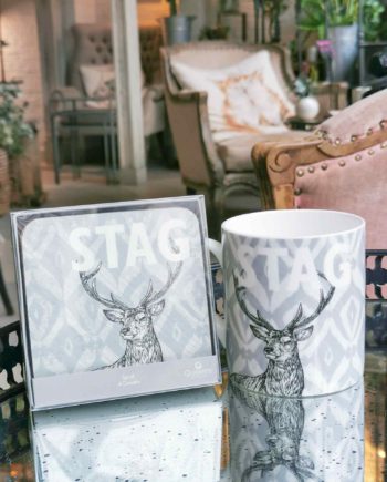 Taza de porcelana con ilustración de ciervo